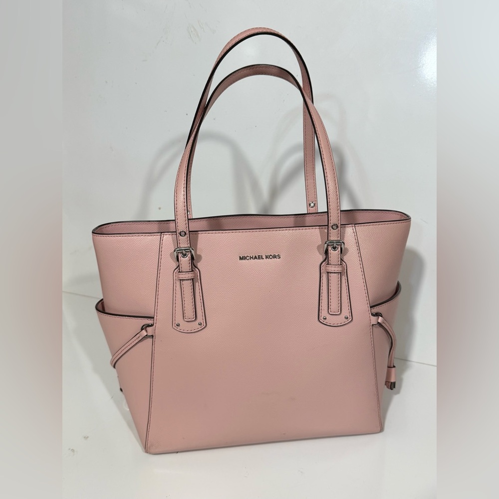MICHAEL KORS Blush Pink Voyager tote Bag - Picture 6 of 14